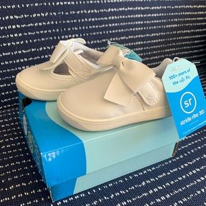 Toddler girl Stride Rite tennis shoes